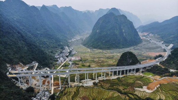 广西壮族自治区河池至百色公路土建工程